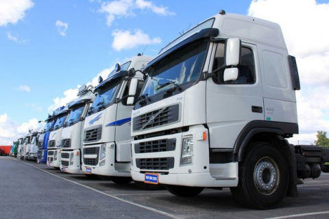 Поставка грузовиков и бульдозеров в Россию запрещена Японией. Увеличится ли спрос?