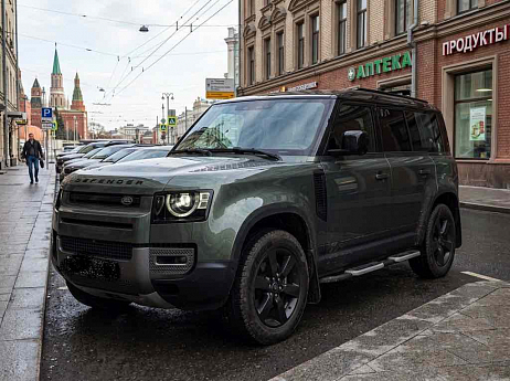 Land Rover Defender